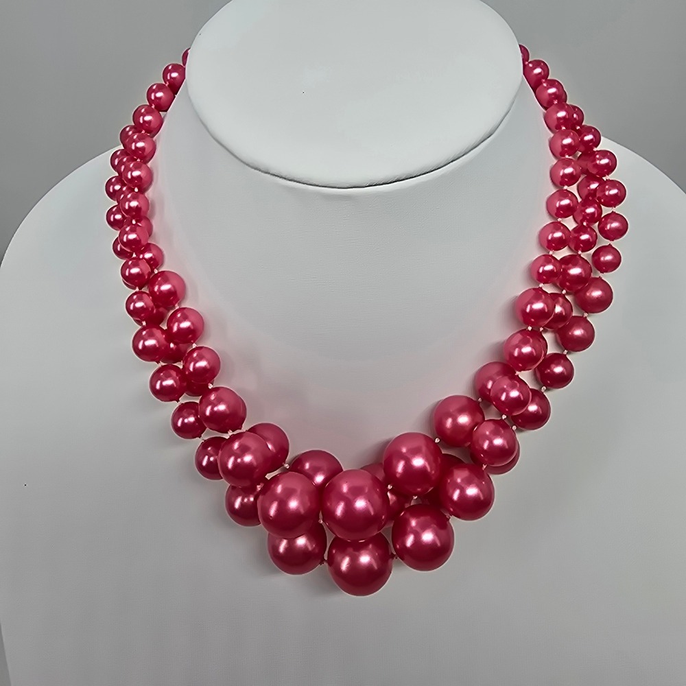 Vintage Hot Pink Faux Pearl Necklace Three Strand Graduated Bubblegum Ball Bead - Picture 6 of 10